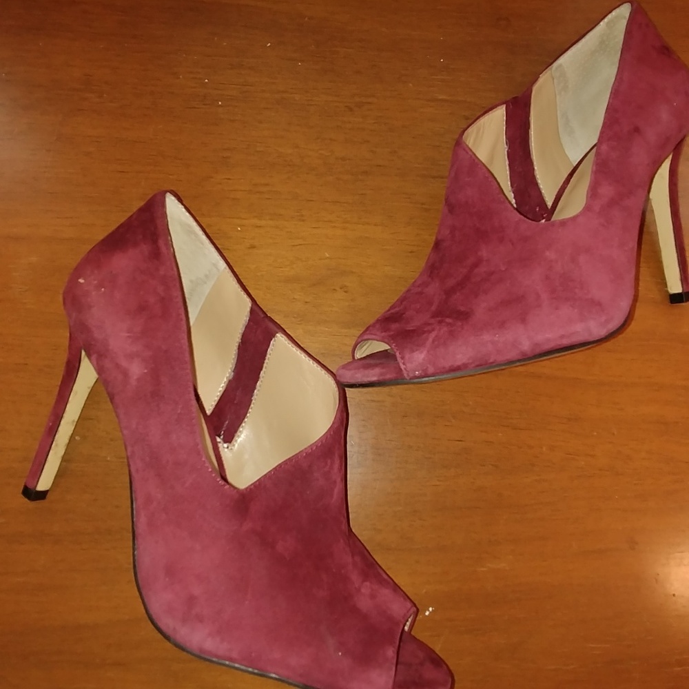 Ann Taylor shoe